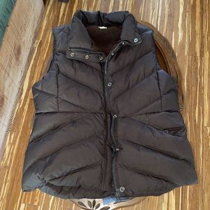 brown jcrew puffer vest